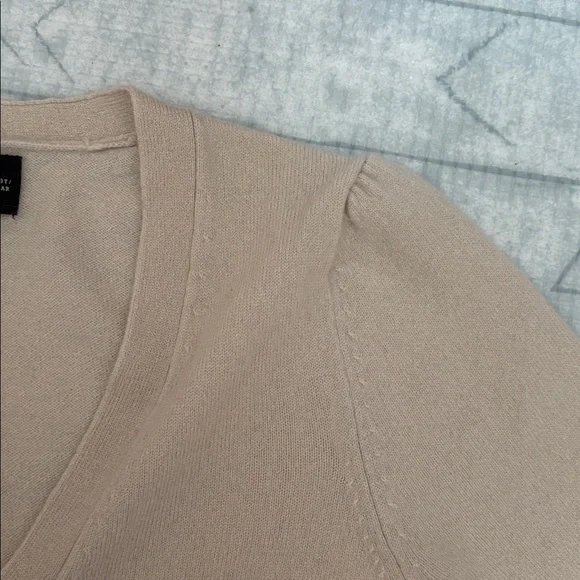 Banana Republic Light Beige Todd and Duncan Cashmere Cardigan Sweater - Picture 5 of 6